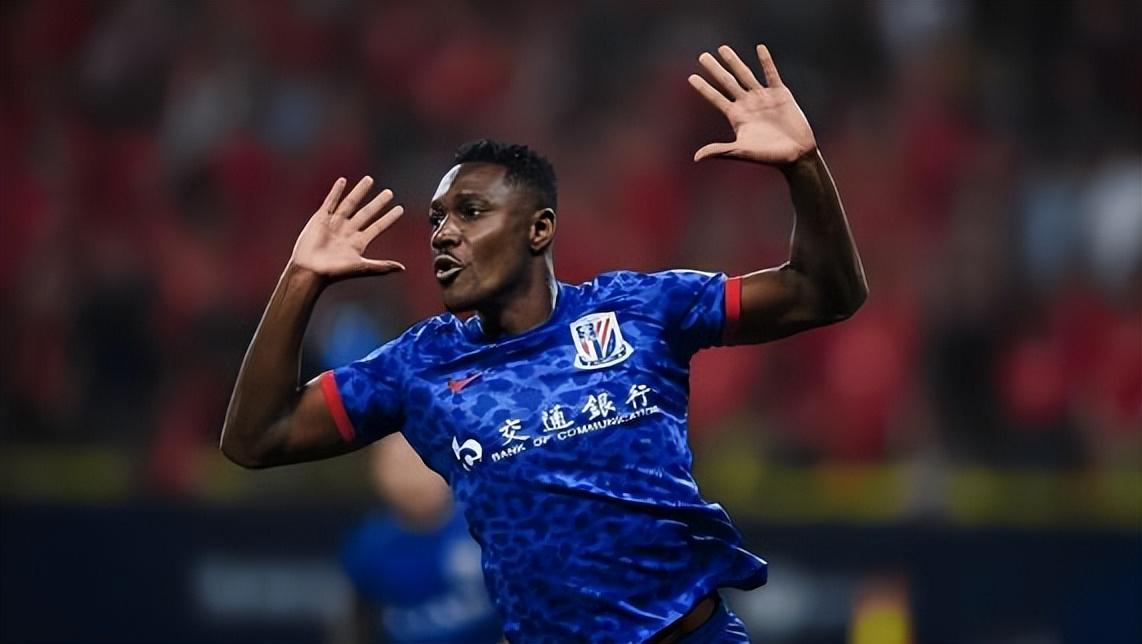 华体会入口-意外！大连英博本赛季引进阿奇姆彭，还不如留下佩尼亚效果好？